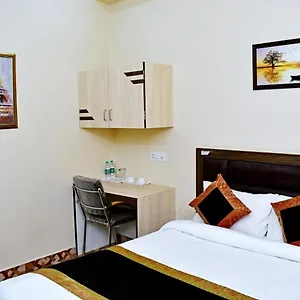 kb-palace-by-revepark.hotels-varanasi.com/